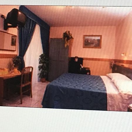Hotel Rubino Rome Luaran gambar